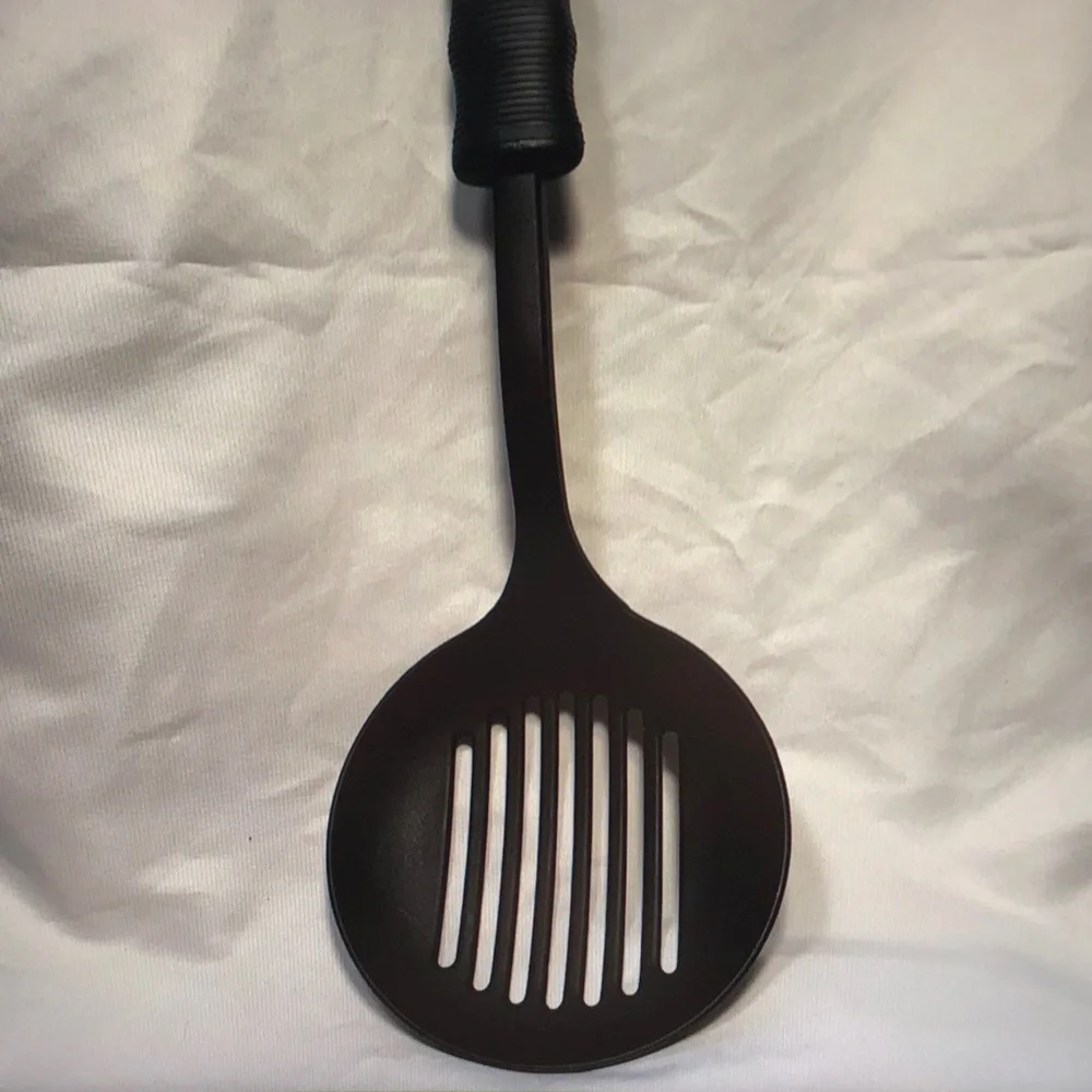 Black Slotted Kitchen Turner / Skimmer